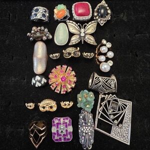 18 Piece Vintage To Costume Boho Statement Cocktail Ring Lot Bundle